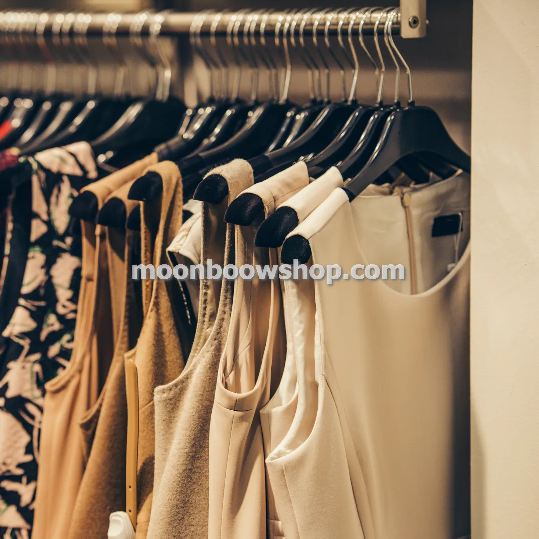 قیمت لباس مجلسی زنانه مناسب مراسم عقد و نامزدی در تهران